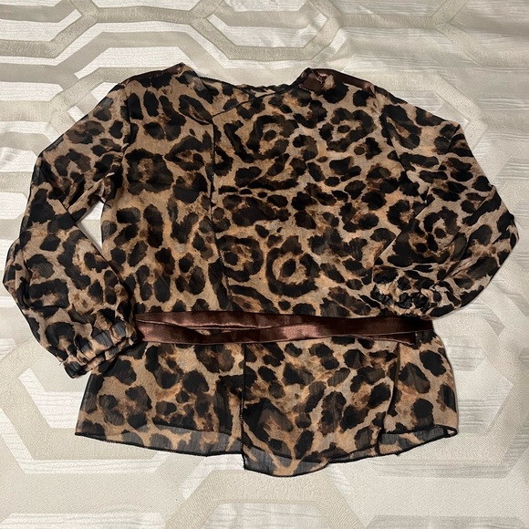 LEOPARD PRINT Cover Thin Jacket, Size Small - Picture 5 of 5